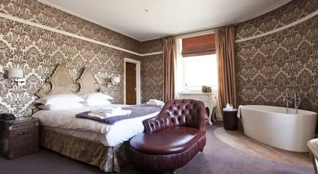 The Royal Hotel