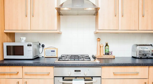 Апартаменты Stunning Spacious South London 1 Bed Apartment with Balcony
