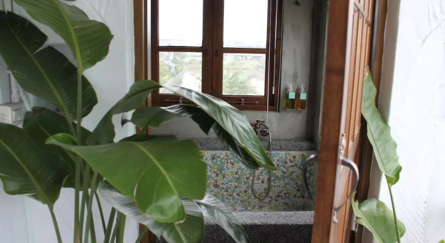 Четырёхместный номер Standard с балконом Beautiful Yilan Resort