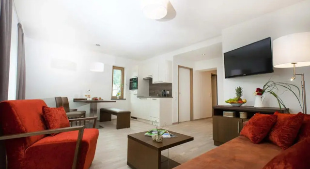 Apartmenthotel s Mitterndorf, Book Apartment Traunkirchen 