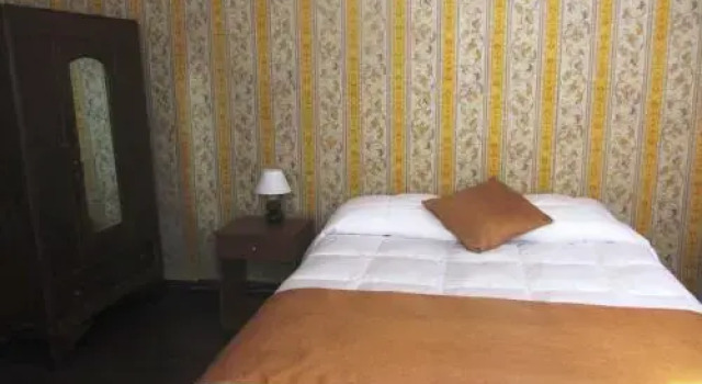 Hostal Odeón, Забронировать Отель Вальпараисо область Вальпараисо, рядом с Yuguslavo Walk