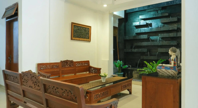 Urbanview Hotel Pondok Anggun Yogyakarta by RedDoorz, Book Hotel Sleman Yogyakarta Province