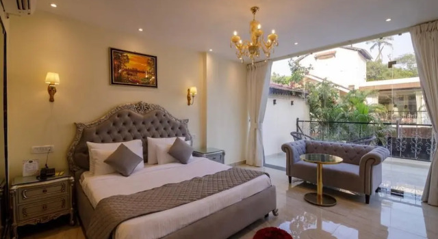 Номер Superior с балконом и с видом на бассейн Emperor Resort & Spa