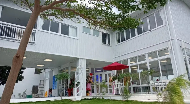 Номер Standard 高一 33 班 Homestay 1982