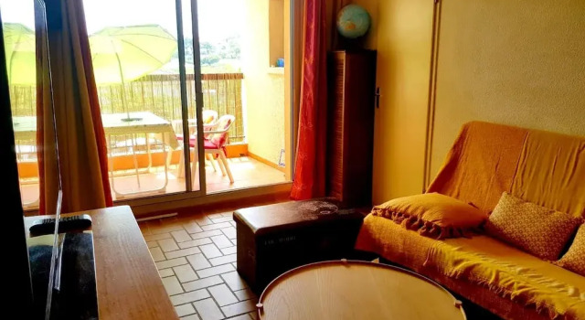 Apartment With one Bedroom in Les Issambres , With Wonderful sea View, Shared Pool, Furnished Terrace - 100 m From the Beach