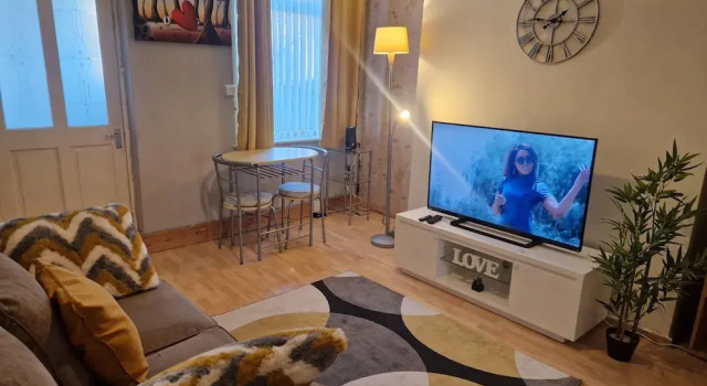 House - Sleeps 4 - Garden - Parking, Book Hotel Hoteller i Wallsend med parkering, Parkering