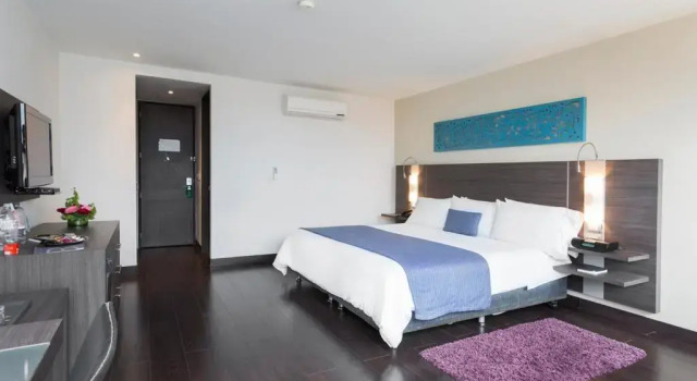 Номер Standard Hotel bh El Poblado