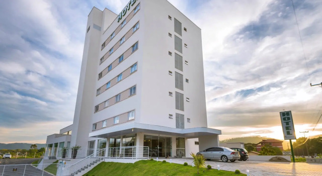 Tri Hotel São João Batista