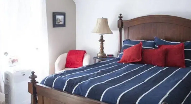 Riverwalk Bed & Breakfast, Varaa Hotelli Gananoque 