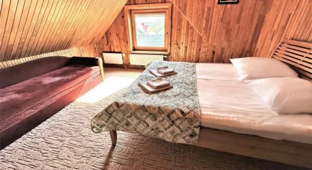 Четырёхместный номер Standard с балконом Antano Vila