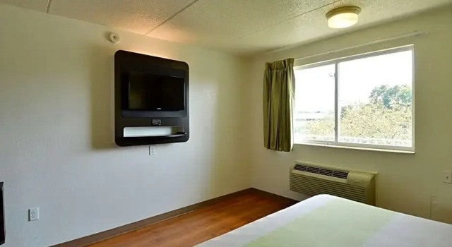 Двухместный номер Standard Motel 6-Danvers, MA - Boston North