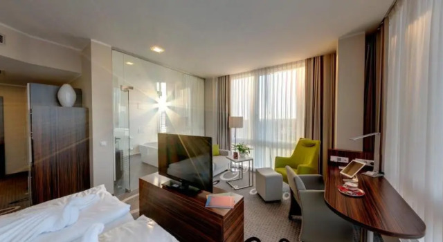 Полулюкс Business-Hotel Artes
