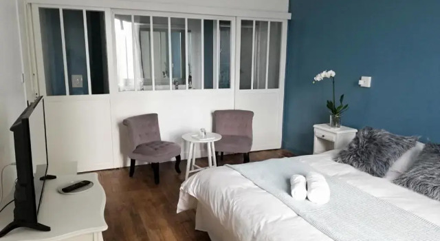 Семейный номер Standard с видом на сад LAngély - Chambres dHôtes