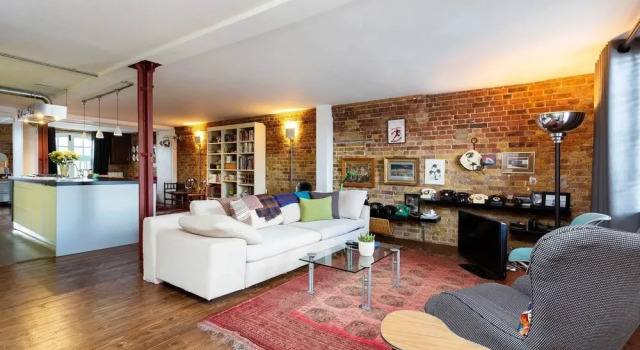 Characterful London Bridge Loft, Забронировать Отель Саутворк Лондон, рядом с Лондонский мост