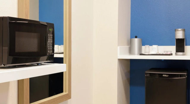 Люкс c 1 комнатой Holiday Inn Express & Suites Covington by IHG