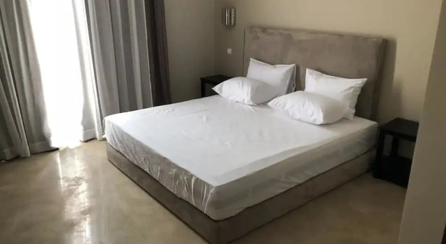 Ryad 3 chambres Al Maaden, Забронировать Отель Отели Марракеш-Тенсифт-Эль-Хауз с парковкой, Парковка