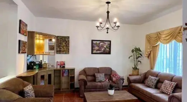 Jesús y María House