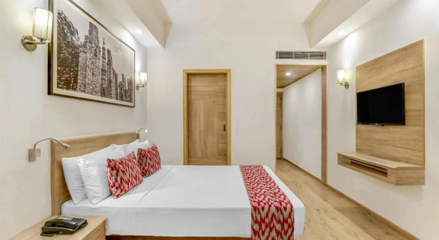 Lemon Tree Premier City Center Gurugram