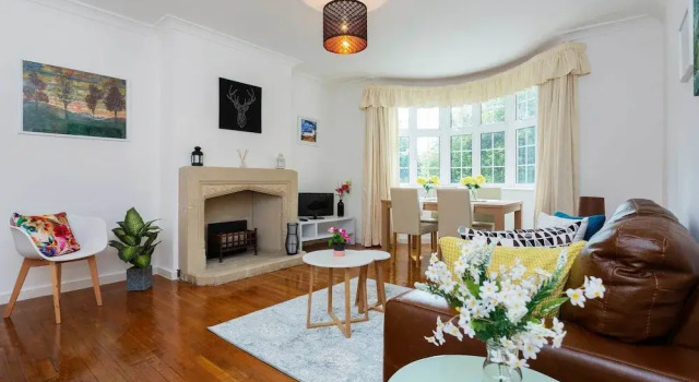 Veeve - Wimbledon Close