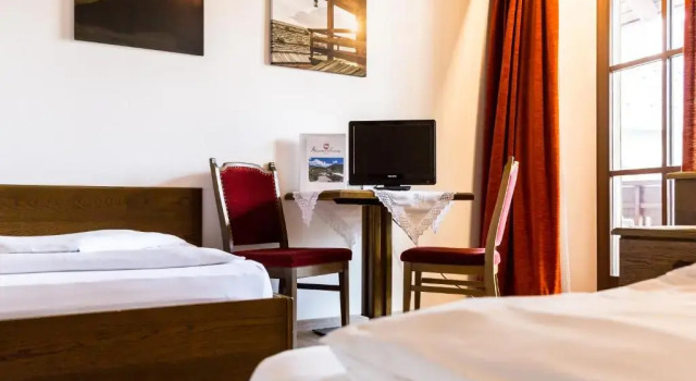 Двухместный номер Standard Hotel Weisses Lamm
