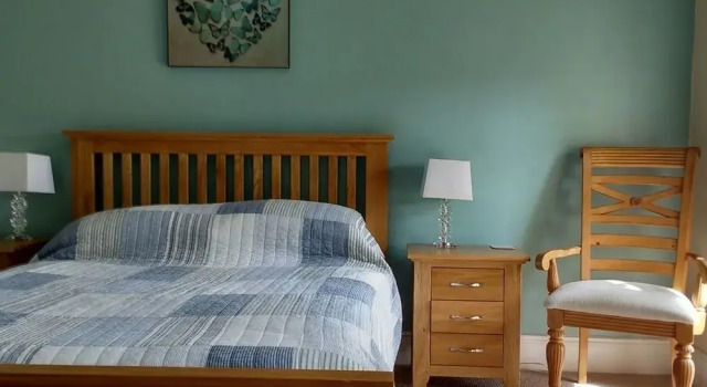 Bell House Hotel & Restaurant, Buchen Sie Hotel Sutton Benger Wiltshire