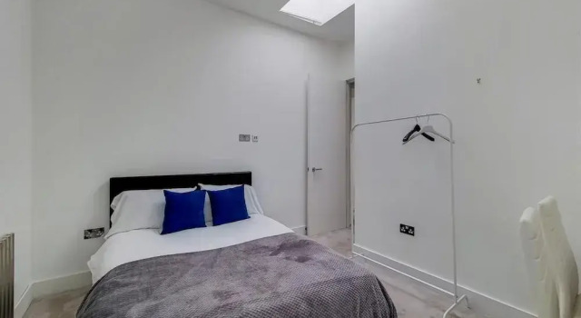 Luxurious 4-bedrooms Apartment in Central London