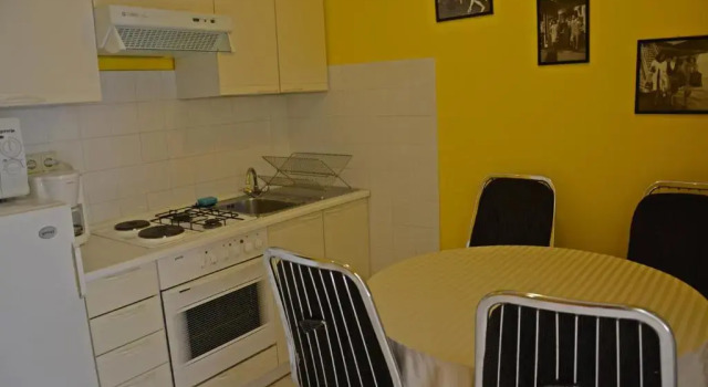 Апартаменты c 1 комнатой с балконом и с частичным видом на море Apartments Gareta