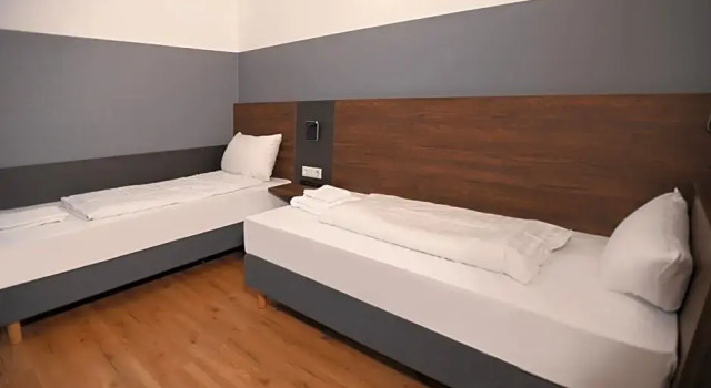 Номер Standard Hotel Apadana Frankfurt