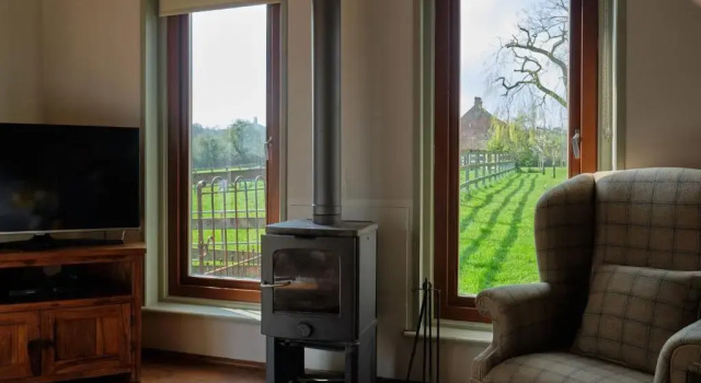 Коттедж с видом на сад Middlewick Holiday Cottages