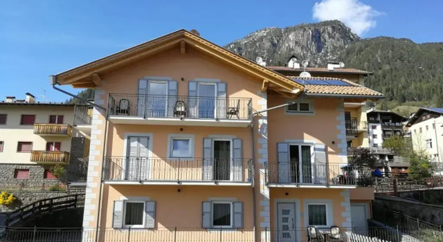 Апартаменты с 3 комнатами Fiemme Home Mountain Apartment