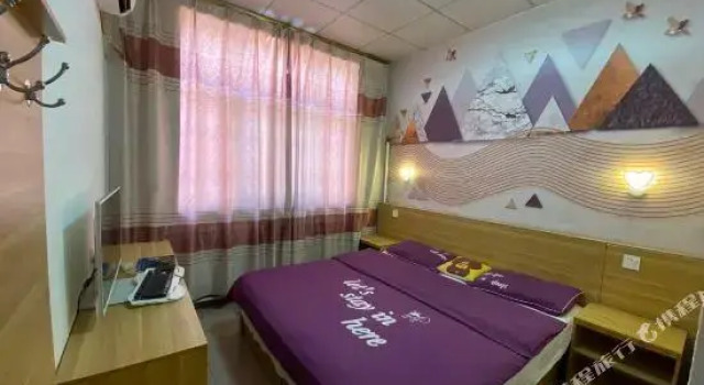 Номер Standard Houying San Pai Er Hao Guest House