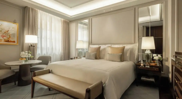Classic huone Corinthia Rome