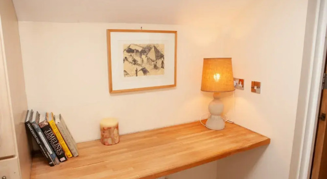 Cosy 1 Bedroom Near City Centre, Забронировать Отель Отели Бристоля 3 звезды, рядом с Бристольский Ипподром, 3*
