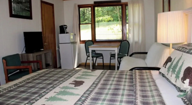 Номер Standard c 1 комнатой Luzerne Court Motel