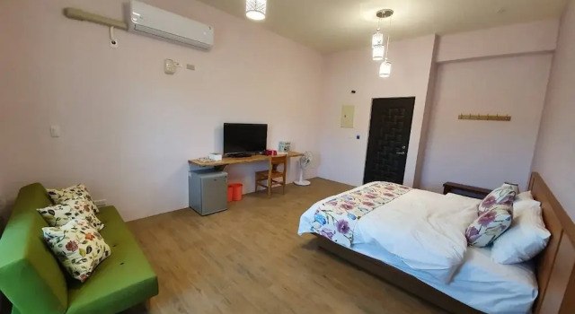 Camera doppia Standard con balcone Clare Holiday B&B
