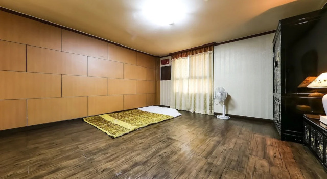 Номер Deluxe Kyungha Spa Hotel