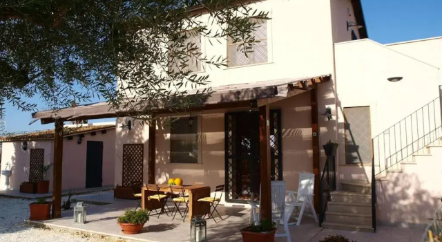 Апартаменты Country House il Gelso e l'Ulivo appartamento in villa l'Ulivo