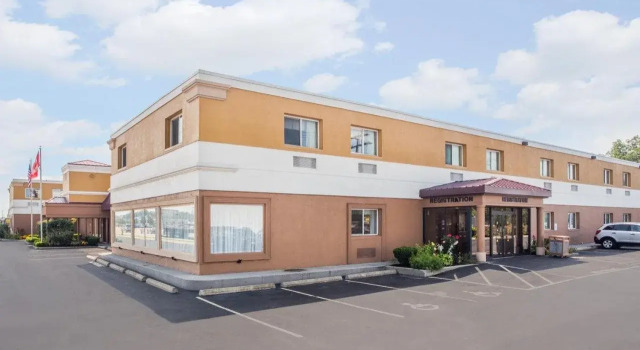 Super 8 Williamsville Buffalo Airport, Book Hotel Amherst Buffalo