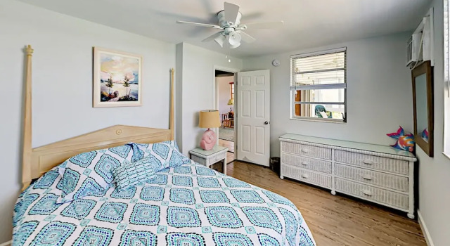 99 Sombrero Blvd Duplex Unit B 2 Bedrooms 2 Bathrooms Duplex, Book Feriehus Sommerhuse i Marathon, Hytte