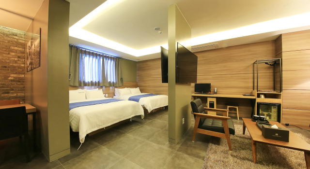 Люкс Royal с 2 комнатами Asiad Hotel