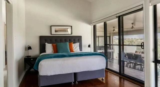 Коттедж Deluxe Wine Country Villas