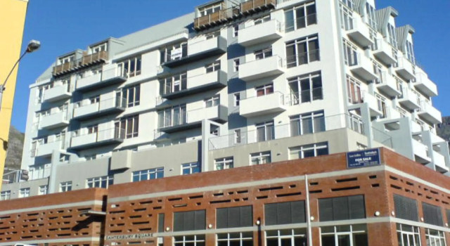 Canterbury Square Apartments