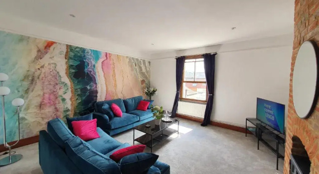 Апартаменты Stylish City Centre Apartment on the Kings Mile