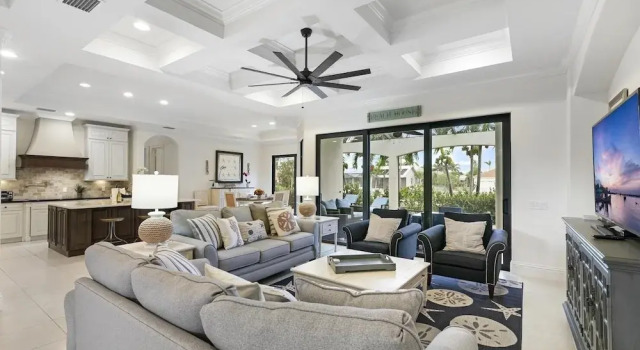 Maywood Ct. 1812 Marco Island Vacation Rental 5 Bedroom Home by Redawning