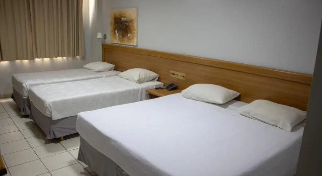 Четырёхместный номер Standard Hotel Golden Park Rio de Janeiro Aeroporto By Nacional Inn