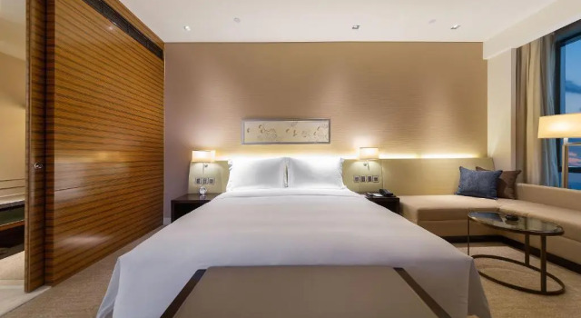 Люкс New World Guiyang Hotel
