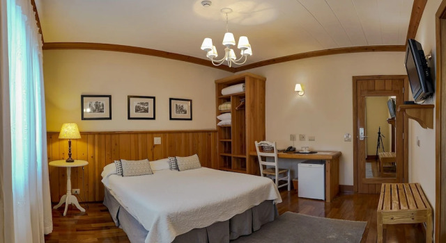 Hotel Solar dIzabel, Забронировать Отель Кампус-ду-Жордан Mantiqueira Mountains, рядом с Morro do Elefante-Capivari