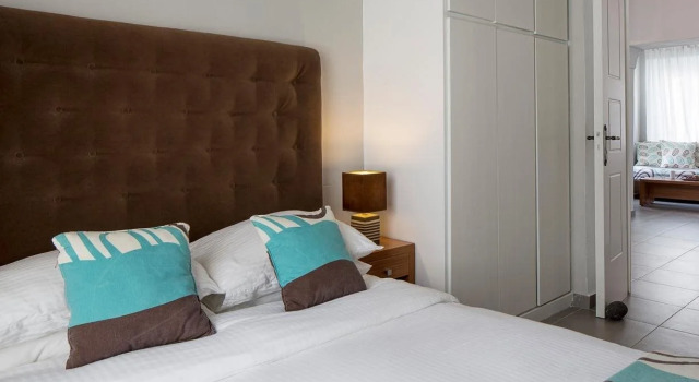 Nonis Apartments