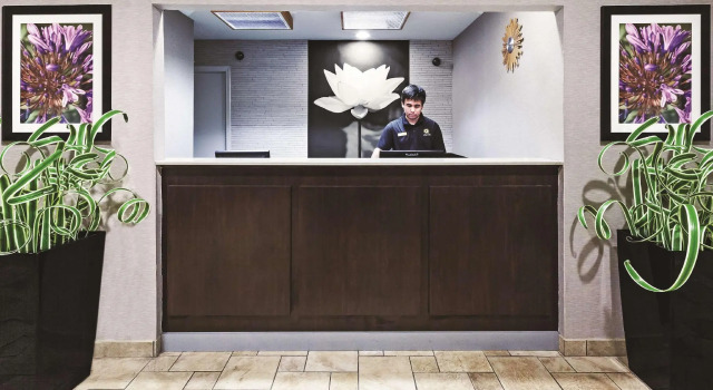 Люкс Deluxe La Quinta by Wyndham N Little Rock - McCain Mall
