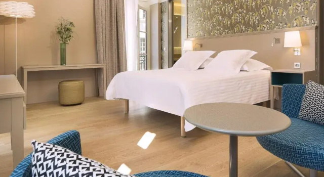 Номер Prestige Oceania lHôtel de France Nantes